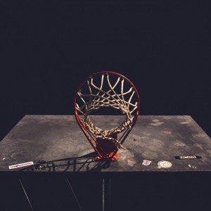 kaiyun官方-王者归来！德布劳内不只会传球，窒息防守引爆尤文主场，攻防一体！德布劳内传球大师变身防守悍将，王者表现燃爆尤文主场